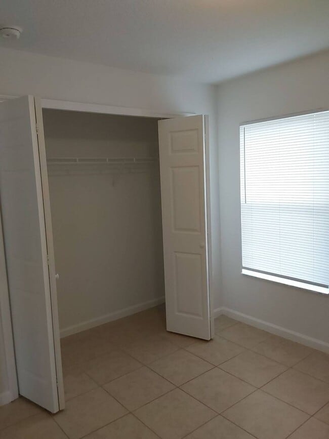 Building Photo - 21 Prospect Ln