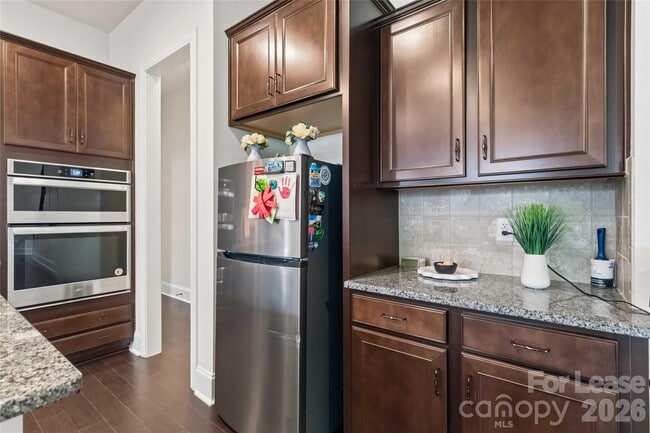 Building Photo - 11422 Glanmire Dr