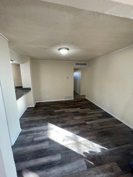 Building Photo - 4740 Tumbleweed Ave