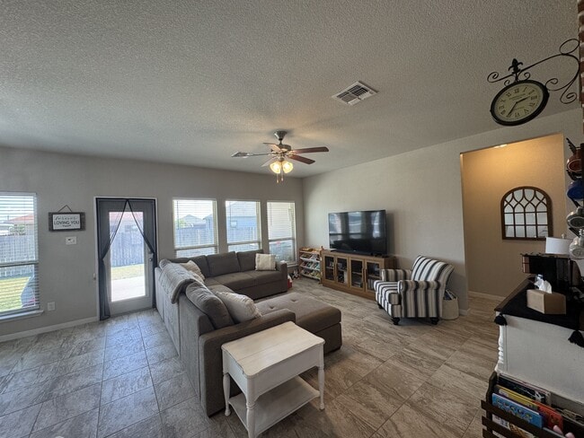 Building Photo - 7507 McCulloch Rd