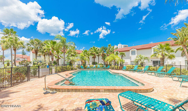 Building Photo - 200 Florida Shores Blvd