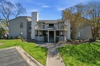 Building Photo - 2 Bedroom Condo in Deerwood Knoll