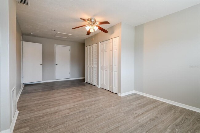 Building Photo - 610 Charlotte Ave