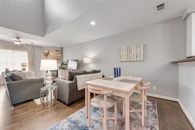 Building Photo - 3922 Gilbert Ave