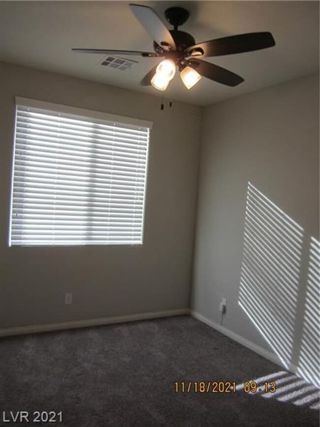 Building Photo - Beautiful 3 Bedrooms/3 Full baths, with bedroom downstairs