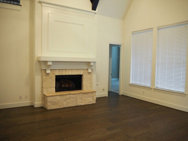 Building Photo - 2007 Greenvine Cir