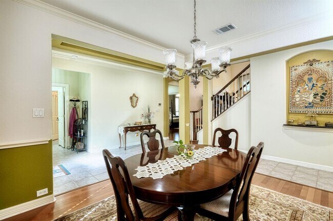 Building Photo - 1800 Bluffwood Pl
