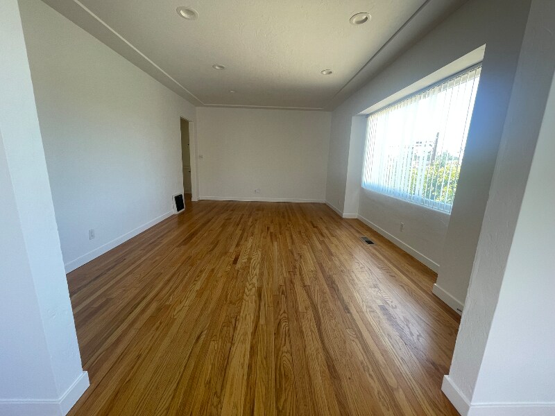 Building Photo - 4180 Blackton Dr