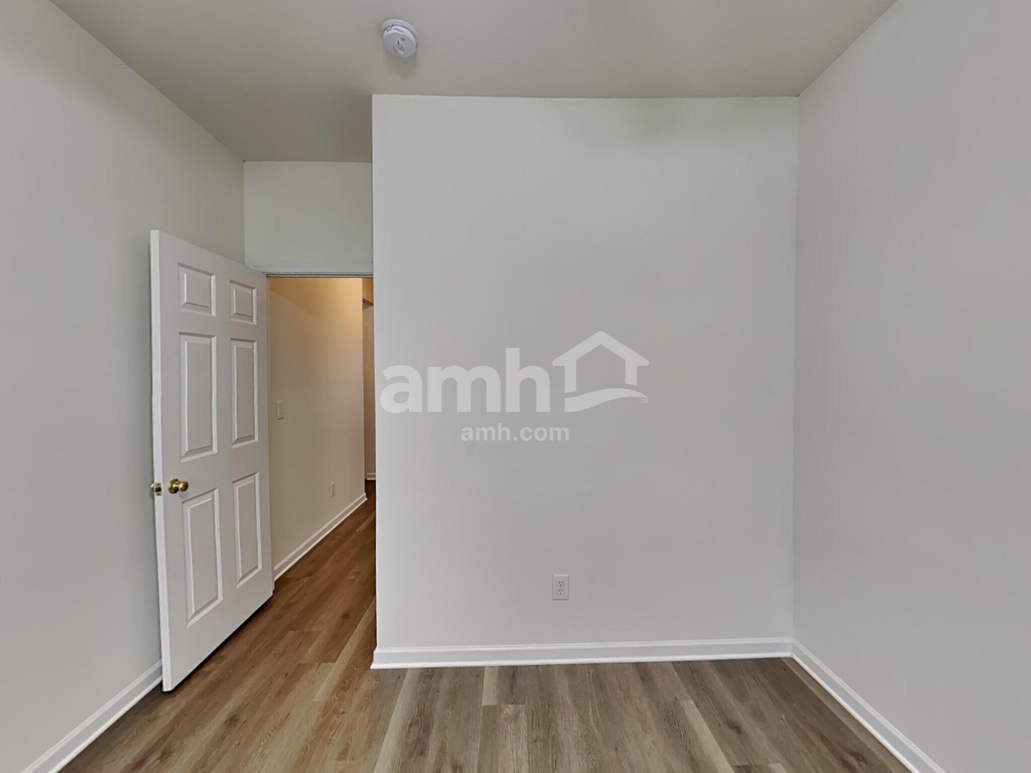 Building Photo - 1828 Annalee Dr