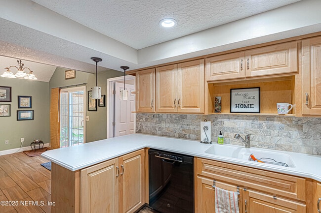 Building Photo - 8542 Goldeneye Ln