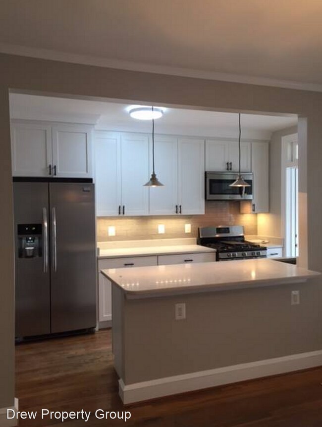 Building Photo - 6 br, 3 bath House - 3717 Reservoir Rd NW