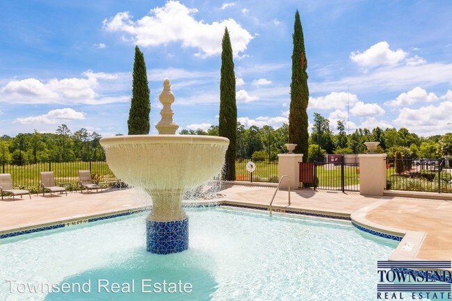 Building Photo - 730 Villagio Pl