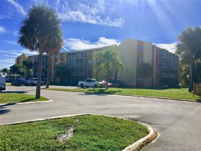 Building Photo - 3600 NW 21st St