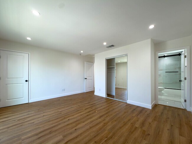 Building Photo - Spacious 3BR ADU w/ Private Patio!