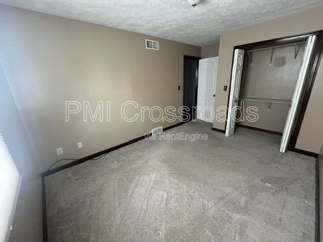 Building Photo - 6752 Bristlewood Dr
