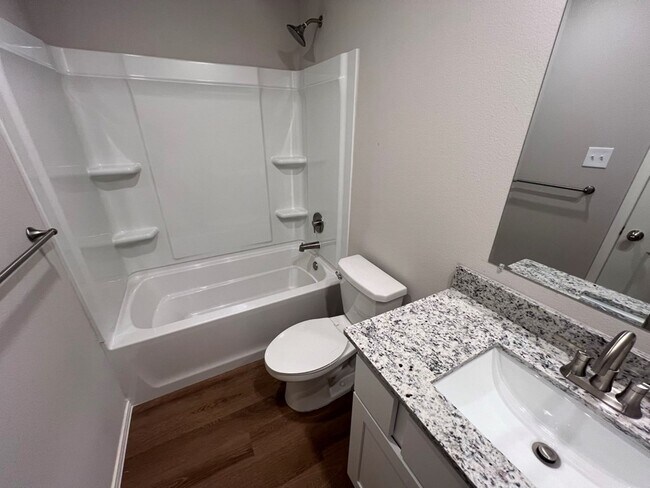 Building Photo - 7216 E County Rd 99 1/2