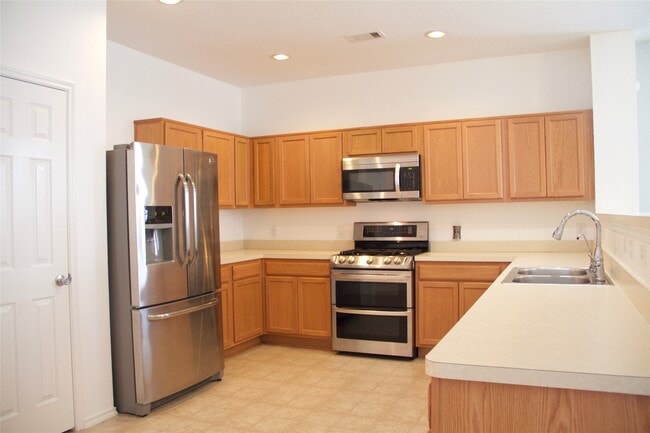 Building Photo - 2711 Cally Ct