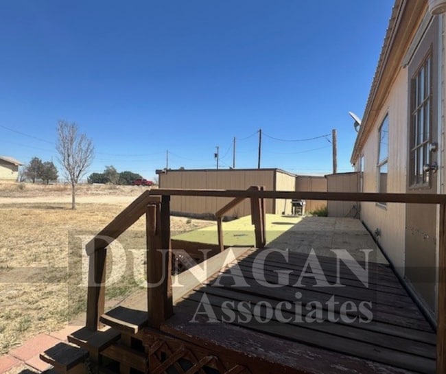 Building Photo - 3 Bed / 2 Bath Fully Furnished Mobile Home, pet friendly!