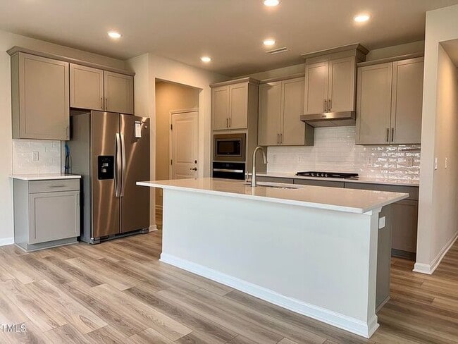 Building Photo - Build Equity While Leasing - Lease and Own...