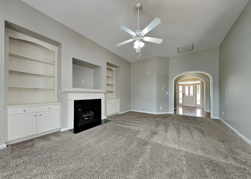 Building Photo - 160 Plott Hound Dr