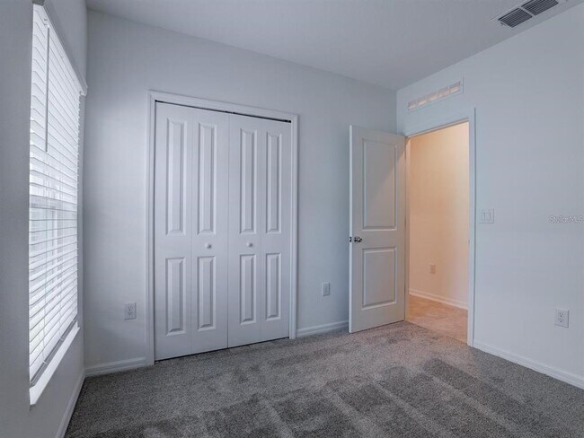 Building Photo - 602 Bell Prairie Cir