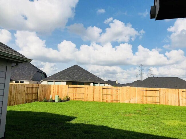 Building Photo - 8411 Remington Bluff Ln