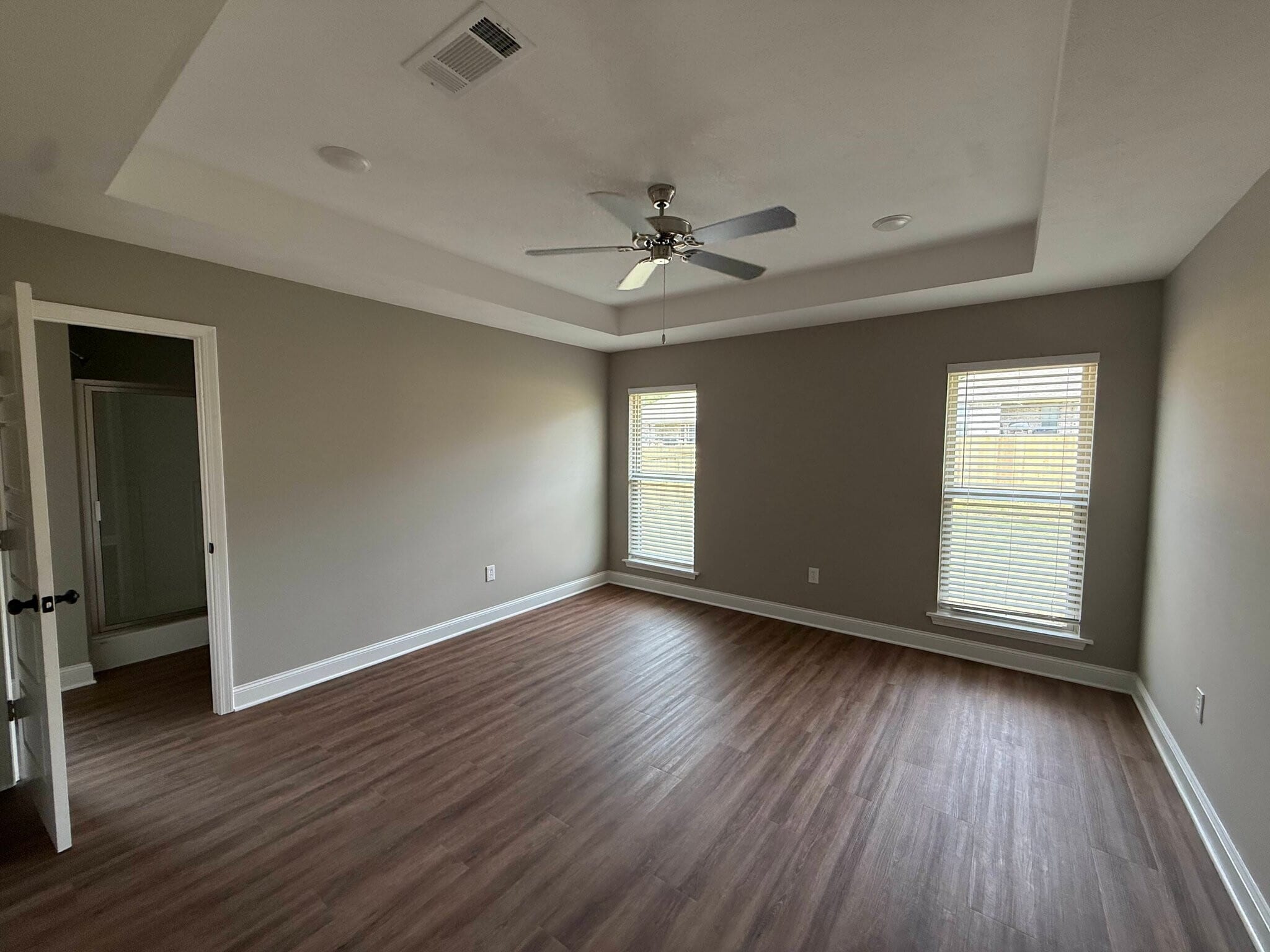 Building Photo - 116 Madisonville Dr