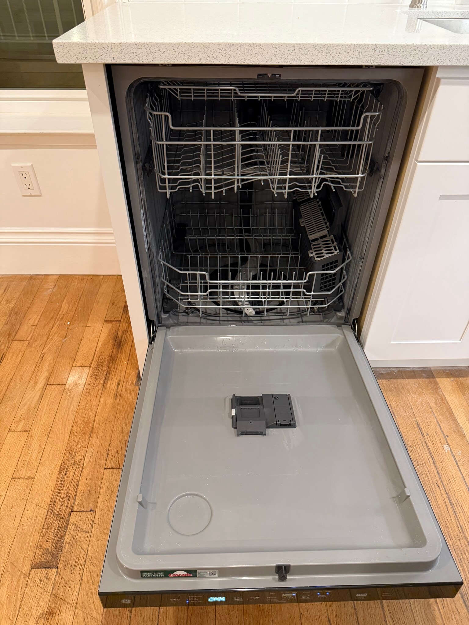 New Dishwasher - 119 Peralta Ave