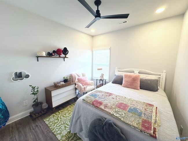 Building Photo - 12767 Tallulah Dr