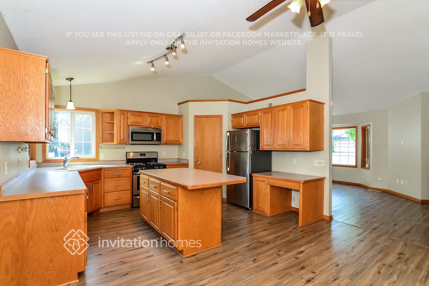 Building Photo - 930 118th Ln NE