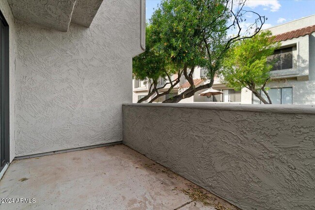 Building Photo - 10115 E Mountain View Rd