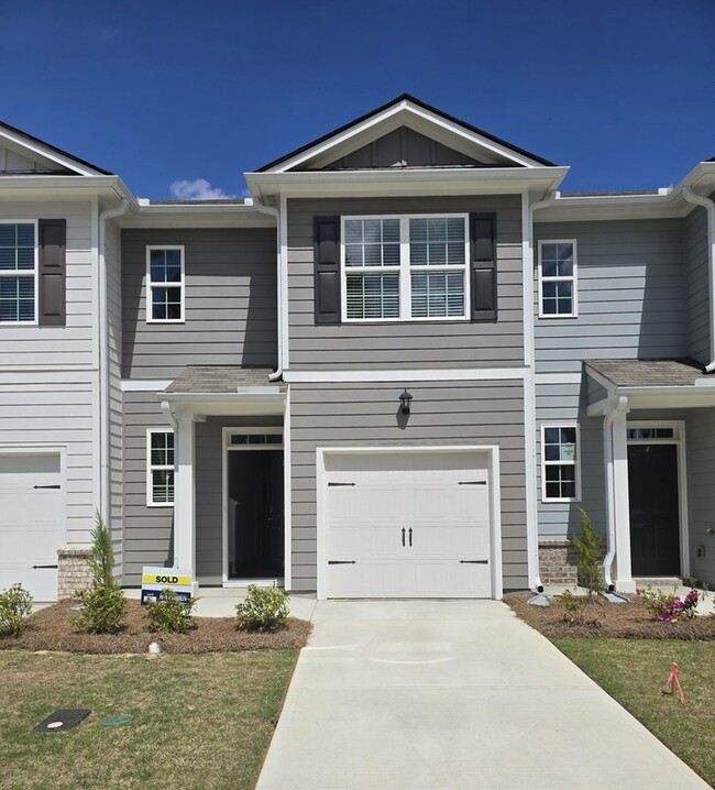 Building Photo - 12 Sweetspire Dr