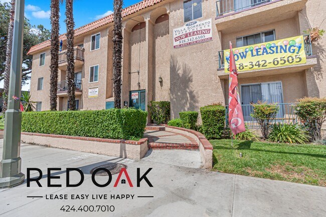 Building Photo - 7947 Reseda Blvd