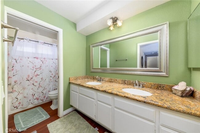 Building Photo - 1376 Orchard Cir