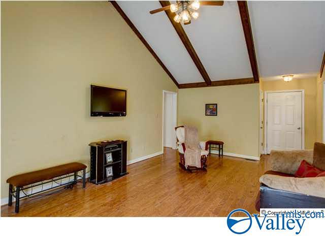 Building Photo - 127 Frankie Ln