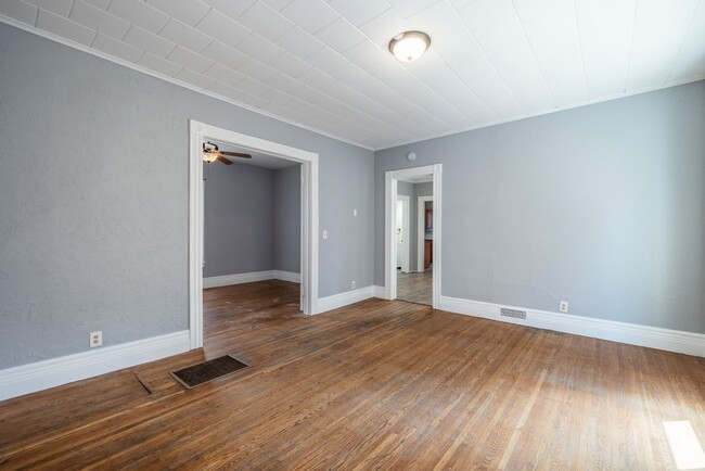 Building Photo - 78 Boardman St