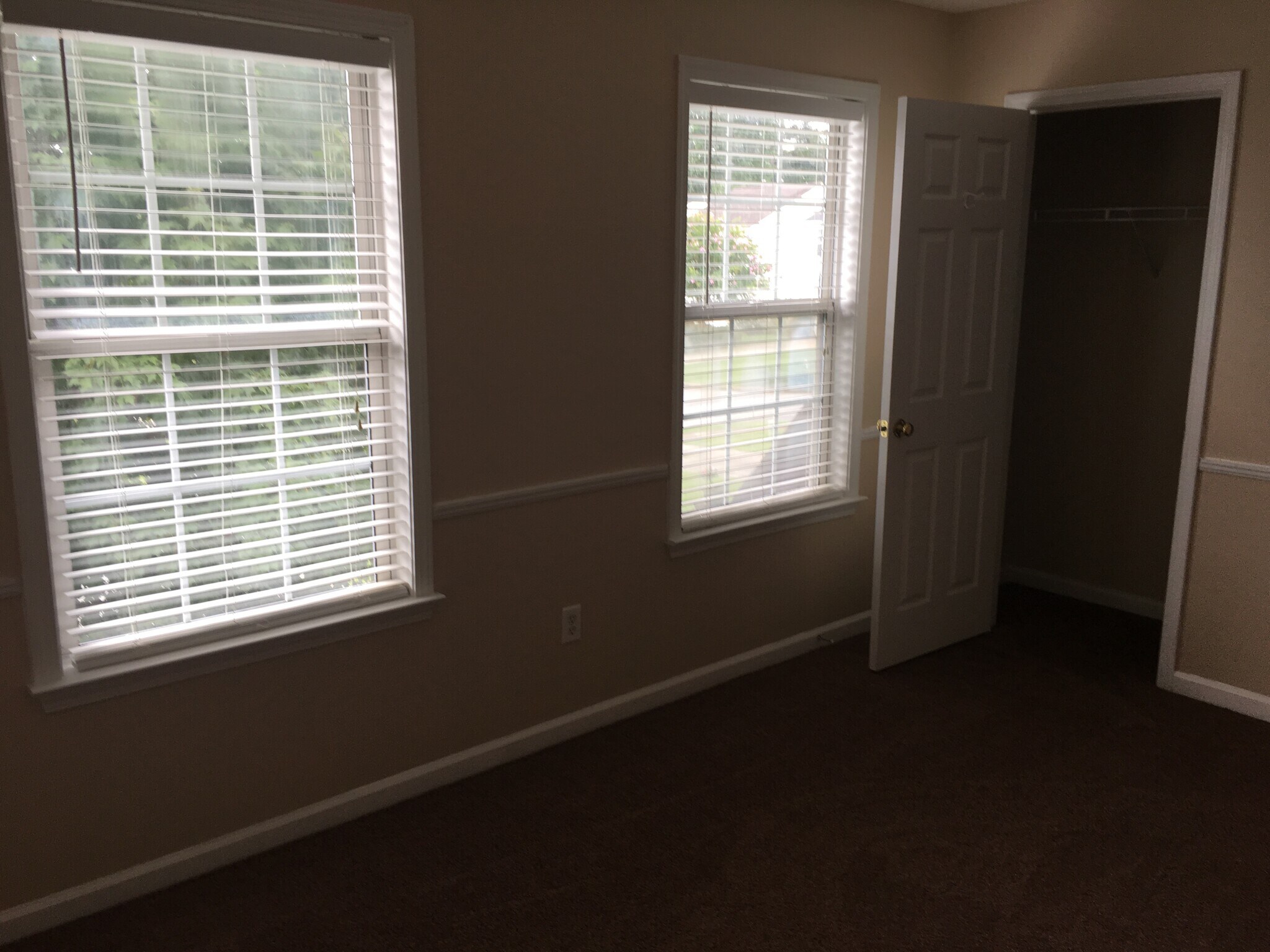 Building Photo - 1671 Heyford Cir NW