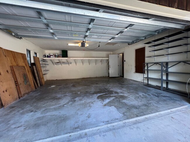 Building Photo - 5318 Crossridge Dr