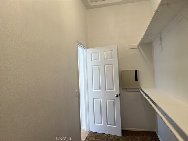 Building Photo - 77184 California Dr