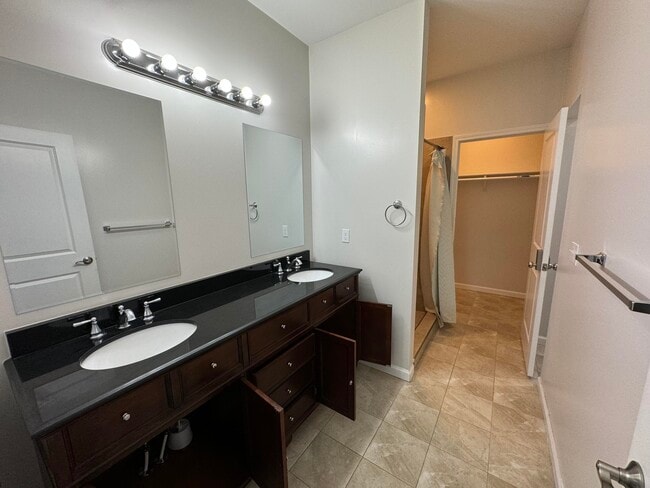 Building Photo - 413 Legato Dr