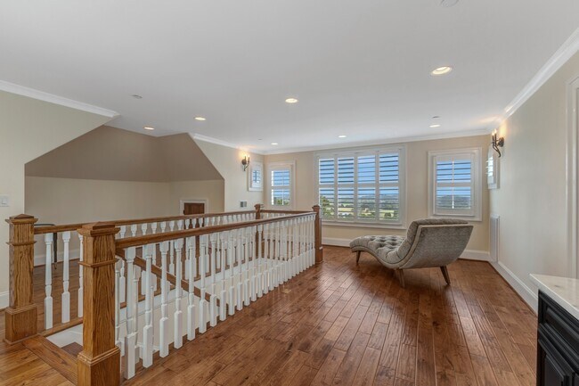 Building Photo - 5014 Mountview Pl