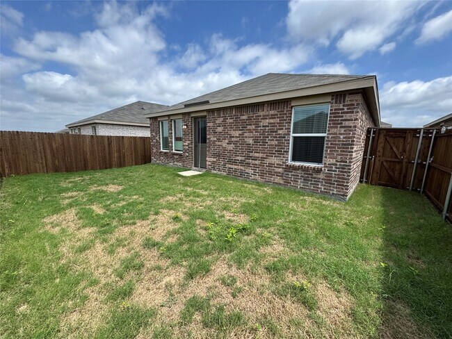Building Photo - 3057 Ashbrook Ln