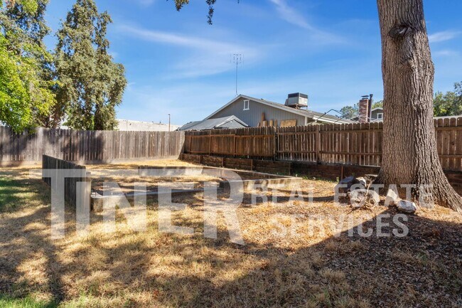 Building Photo - 6128 Mariposa Ave