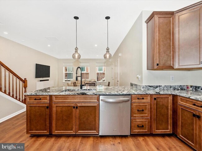 Building Photo - 9374 Seney Ln