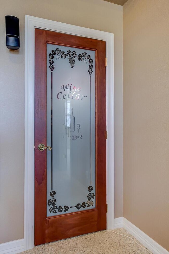 Building Photo - Beautiful Home in Gated Community