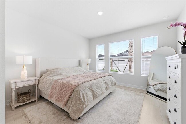 Building Photo - 28905 Orange Berry Dr