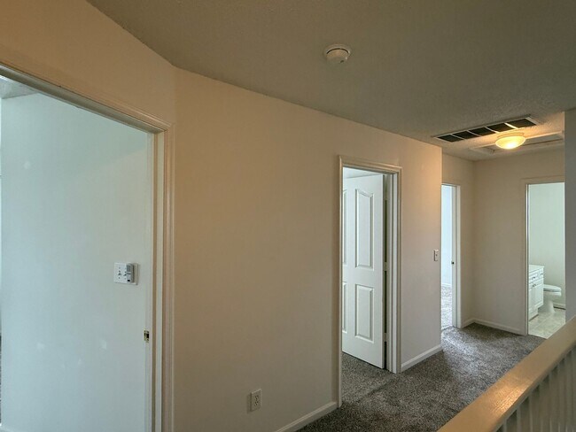 Building Photo - Condo Townhouse in Castleton Camden Village