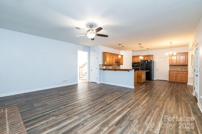Building Photo - 5238 Downing Creek Dr