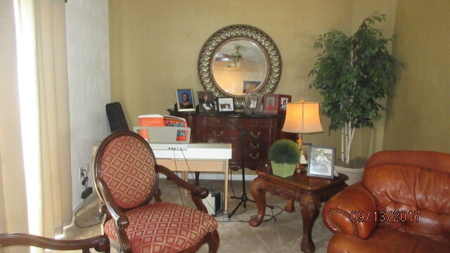 Building Photo - 213 Belmont Cir