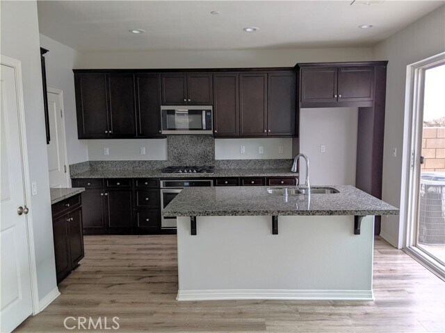 Building Photo - 6338 Creekstone Way